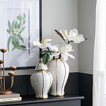 Ваза белая с крышкой и золотистыми вертикальными полосками Chinoiserie Ceramics варинант исполнения - 1 | Loft Concept в Ижевске