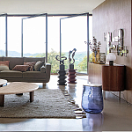 Фигурный приставной столик бордового цвета  AMORPHOUS варинант исполнения - 6 | Loft Concept в Ижевске