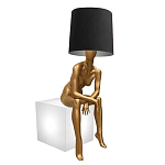 Лампа MANNEQUIN LAMP с абажуром девушка на кресле варинант исполнения - 3 | Loft Concept в Ижевске