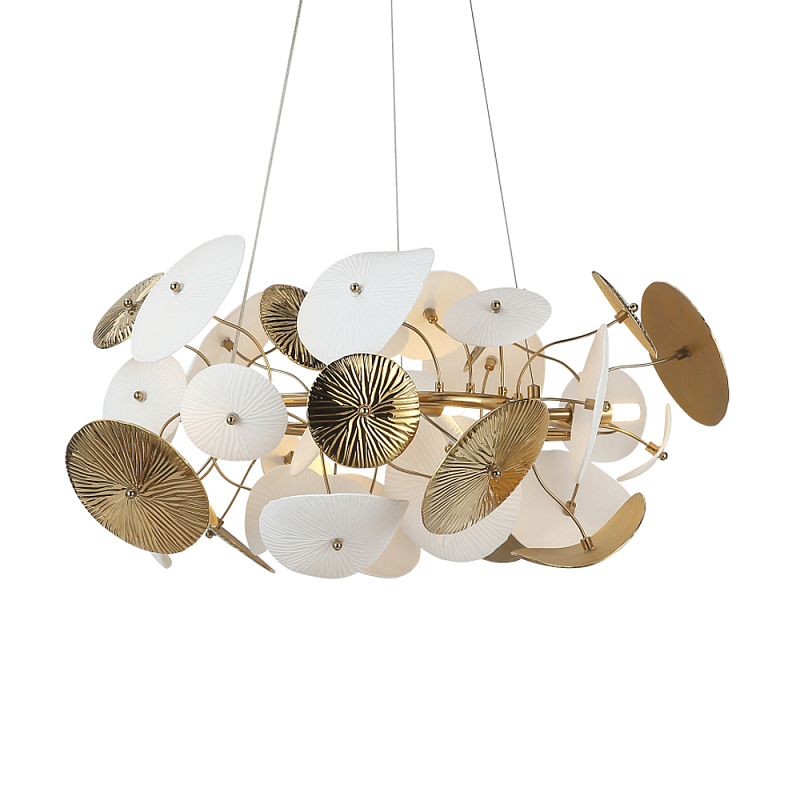 Люстра с белыми и золотистыми цветами Dahlia Flowers Lamp Белый Латунь в Ижевске | Loft Concept 