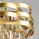 Люстра цвета матового золота с металлическими лентами и длинными прозрачными подвесками Gilded Waves варинант исполнения - 6 | Loft Concept в Ижевске