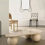 Дизайнерский журнальный стол с изогнутой столешницей на круглых ножках Rigilyr варинант исполнения - 2 | Loft Concept в Ижевске