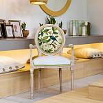 Стул с подлокотниками золотистый из бука с изображением птиц и цветов Blooming Birds варинант исполнения - 4 | Loft Concept в Ижевске