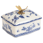 Фарфоровая шкатулка с бронзовой стрекозой Blue and White варинант исполнения - 1 | Loft Concept в Ижевске