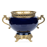 Ваза темно-синяя фарфоровая на бронзовой подставке с ажурным ободком и изогнутыми ручками Eden Garden варинант исполнения - 1 | Loft Concept в Ижевске
